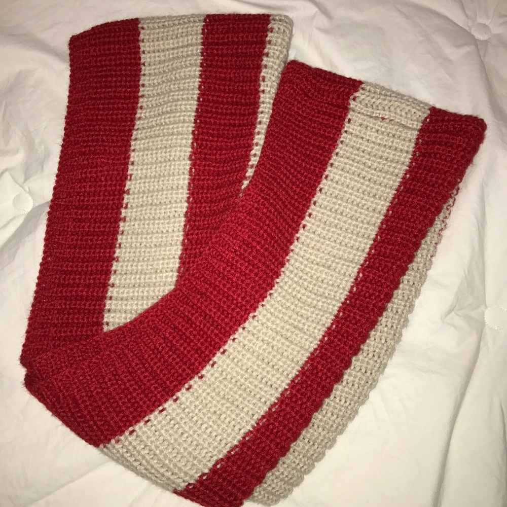 Infinity Scarf - Picture 4 of 7